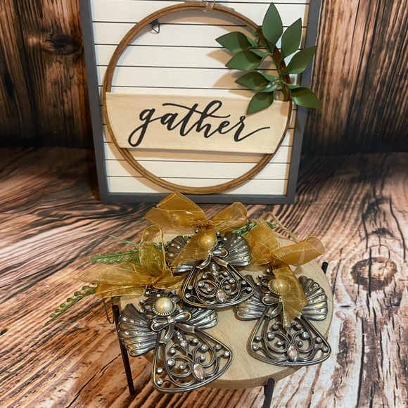 Set of three metal angel ornaments - Picture 3 of 4